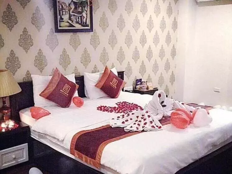 Mely Hotel Hà Nội