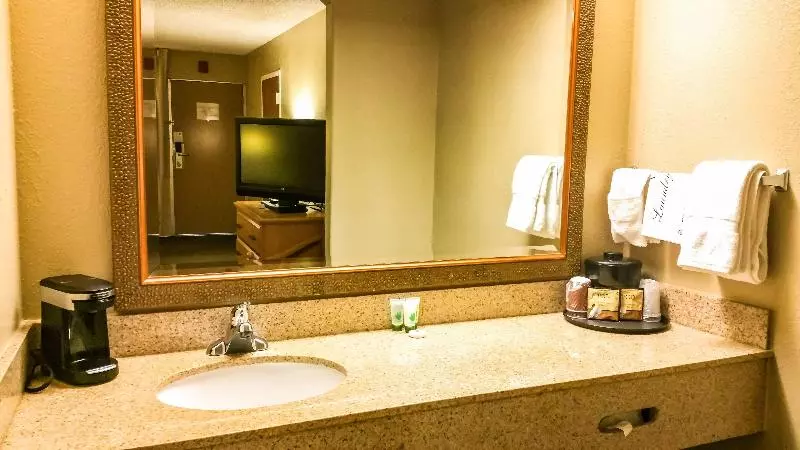 ホテル Pearl On The Concho Surestay Collection By Best Western