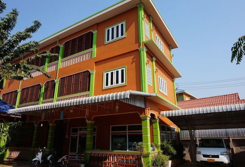 בית מלון כפרי Phetphaylin