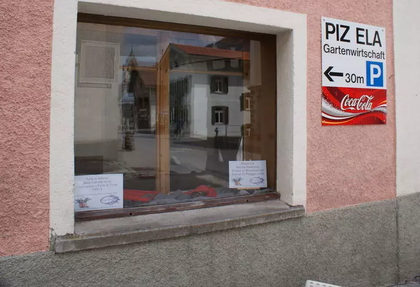 Hotelli Piz Ela
