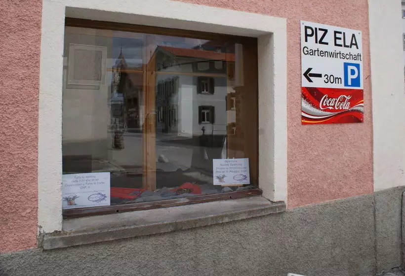 Hotelli Piz Ela