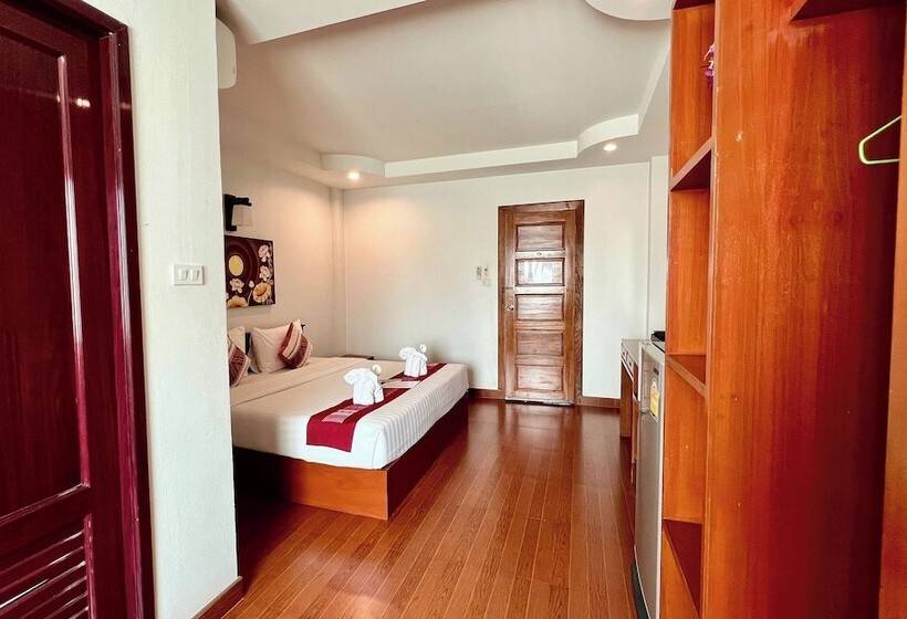 ホテル Sawadeelanna