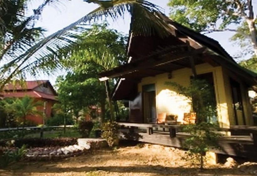 בית מלון כפרי White Sand Beach Resort