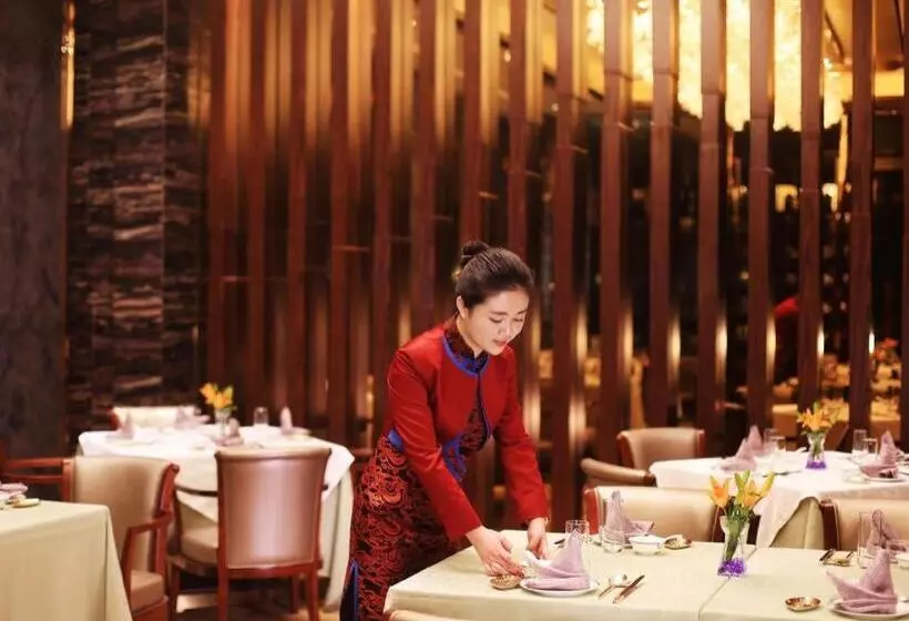 هتل Wyndham Grand Plaza Royale Huayu Chongqing