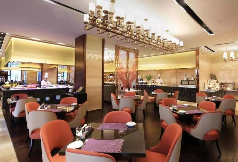 هتل Wyndham Grand Plaza Royale Huayu Chongqing