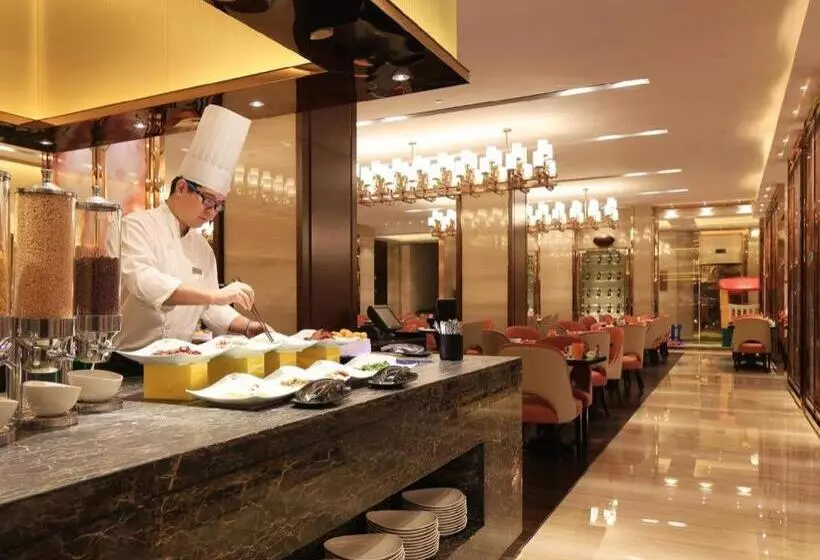 هتل Wyndham Grand Plaza Royale Huayu Chongqing
