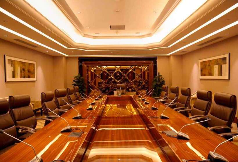 בית מלון כפרי Wyndham Grand Plaza Royale Xianglin Shaoyang