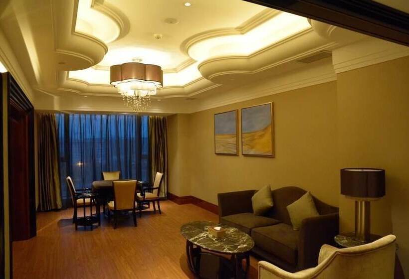 בית מלון כפרי Wyndham Grand Plaza Royale Xianglin Shaoyang