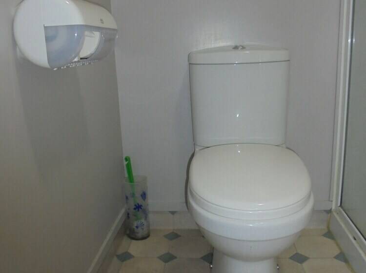 Utopian Motel Taupo   Hostel