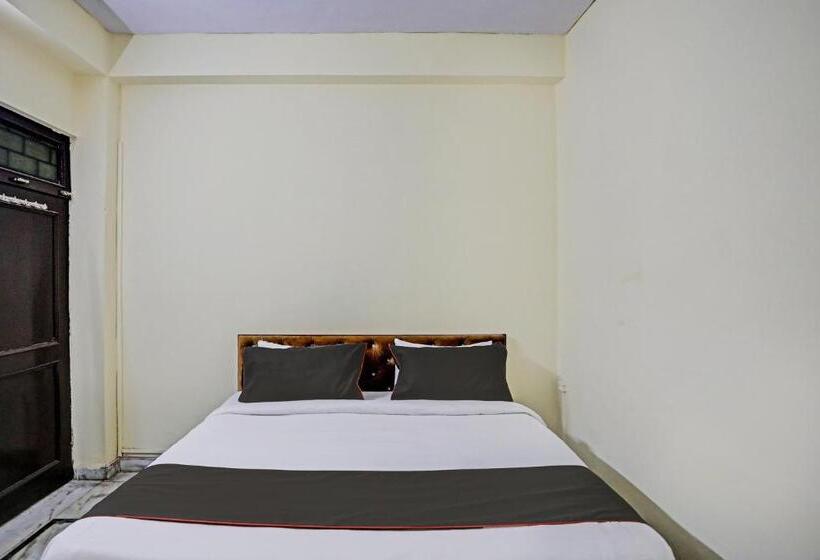 בית מלון כפרי Collection O Lux