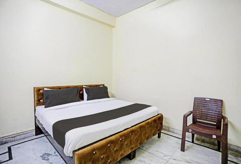 בית מלון כפרי Collection O Lux