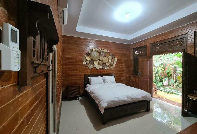 La Tavisa Hotel Borobudur