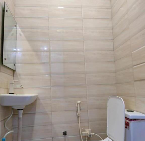 Oyo Flagship 81517 Hotel Cloud Inn