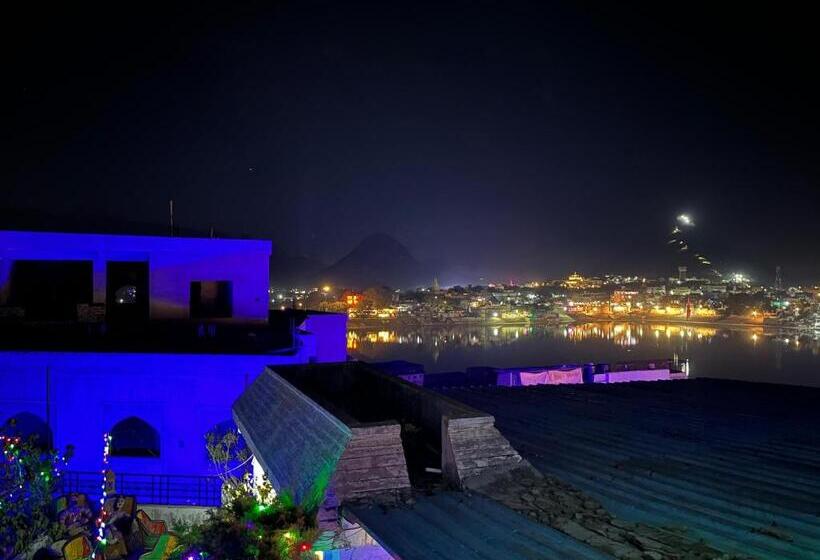 Hotelli Nirvana Rooftop