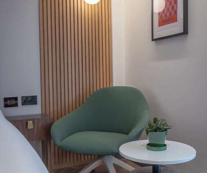 בית מלון כפרי The Chancery