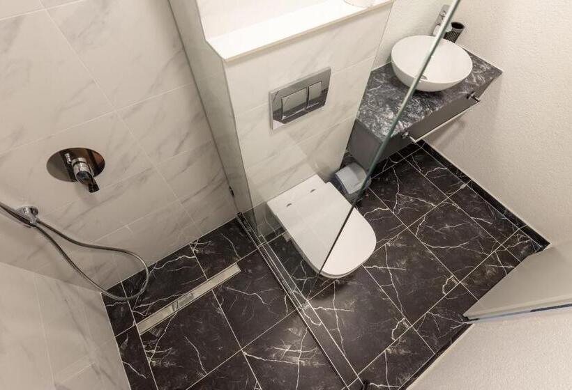 پانسیون къща за гости лилия 5