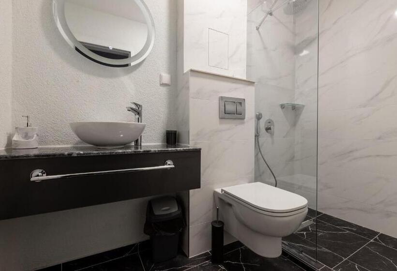 پانسیون къща за гости лилия 5