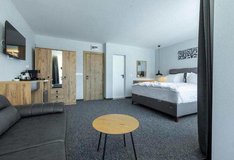 پانسیون къща за гости лилия 5