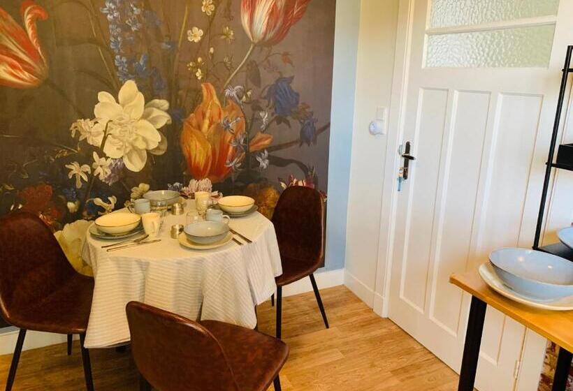 膳宿费 Balsemien Logies