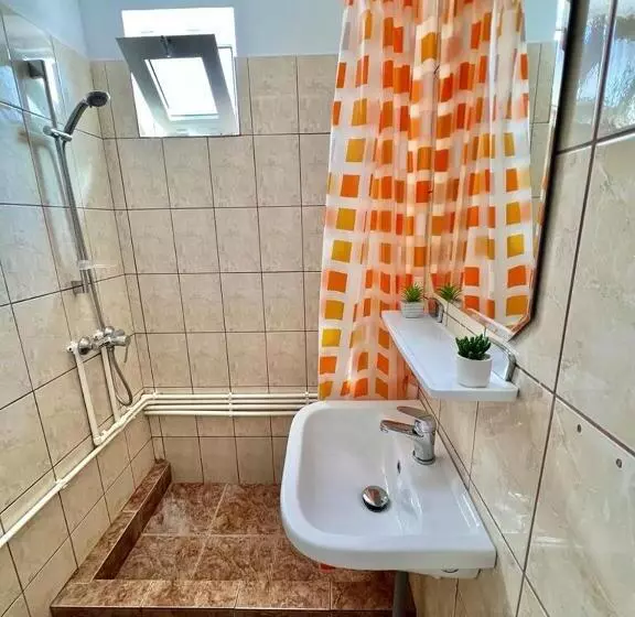 پانسیون House75