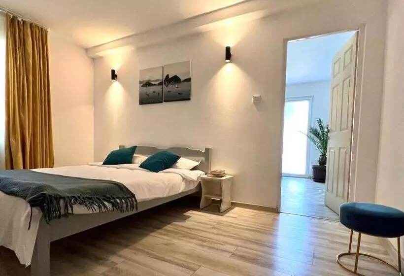پانسیون House75
