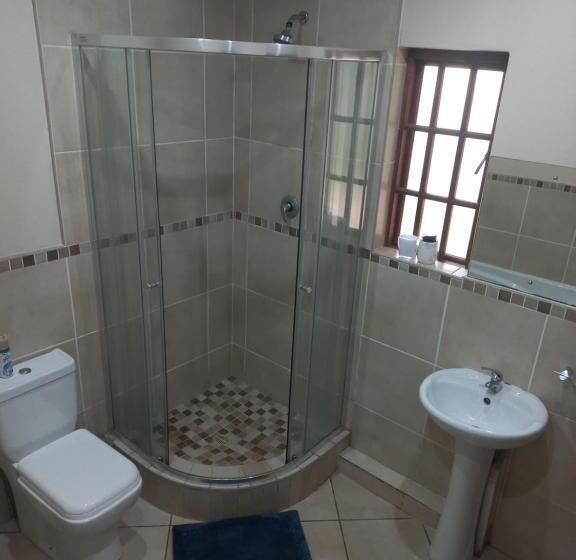 פנסיון Owen’s Roost