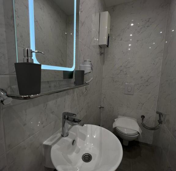 پانسیون Villa Symphony