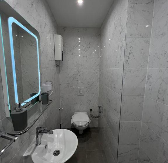 پانسیون Villa Symphony