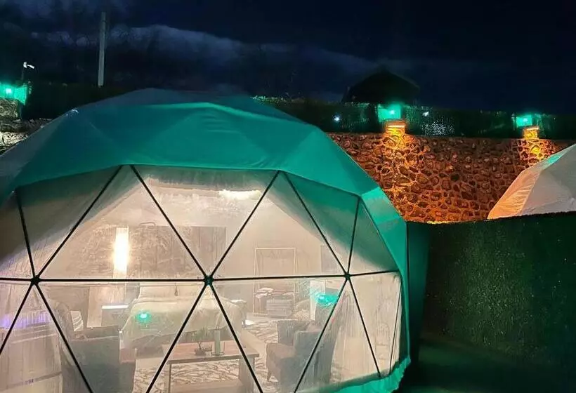 リゾートホテル Green World Glamping