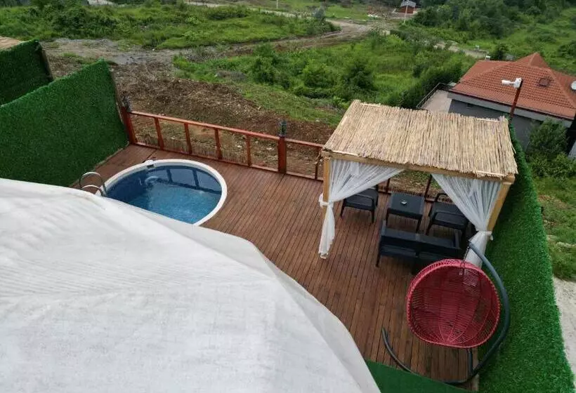 リゾートホテル Green World Glamping