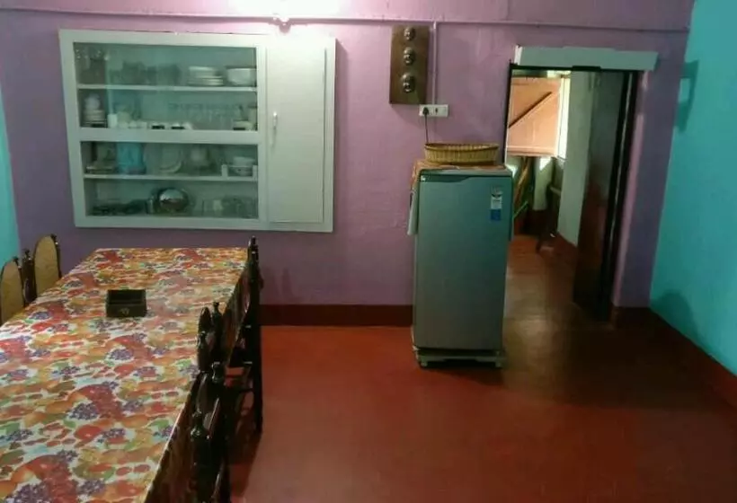 Aamiaismajoitus (B&B) Coffee Estate Vintage Home Stay