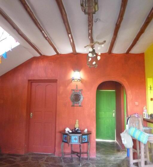 تختخواب و صبحانه Kipepeo Guest House