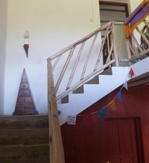 تختخواب و صبحانه Kipepeo Guest House