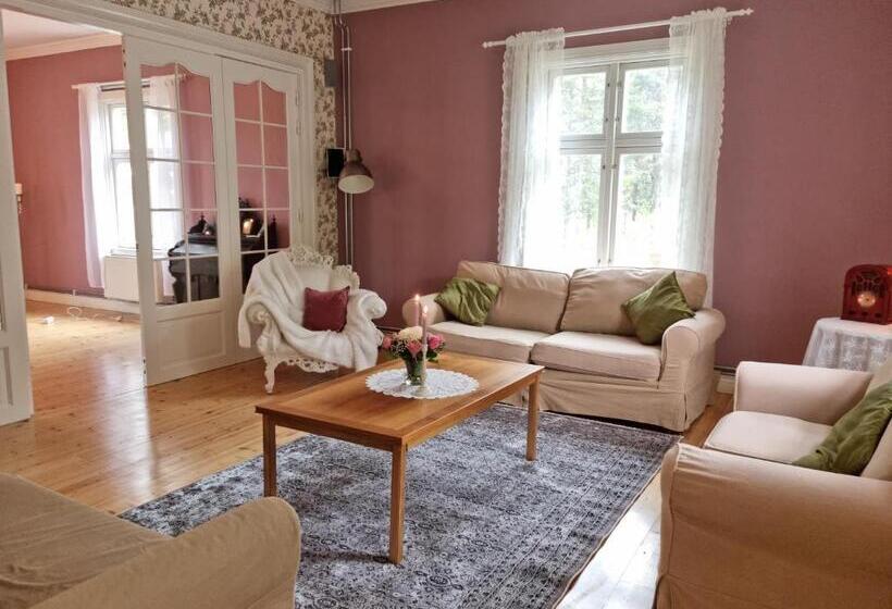 تختخواب و صبحانه Lantliv I österjörn