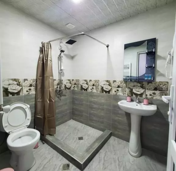 هتل N