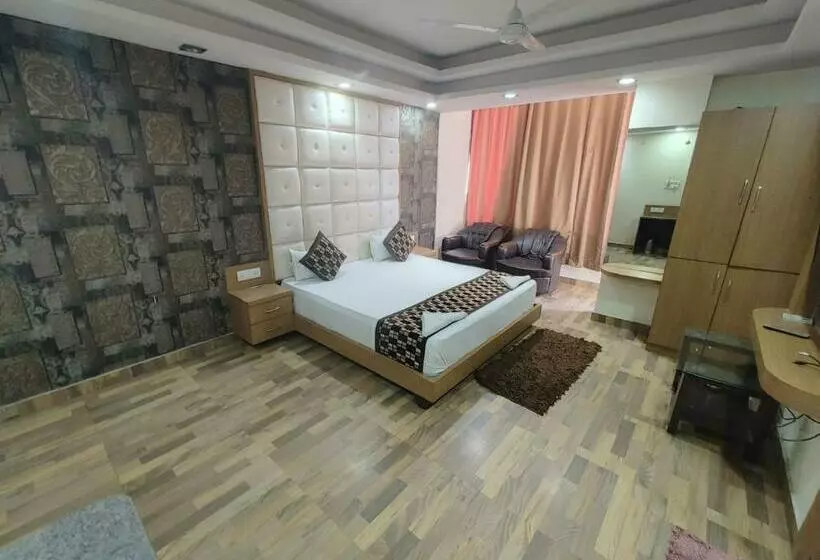 Hotel Rahi