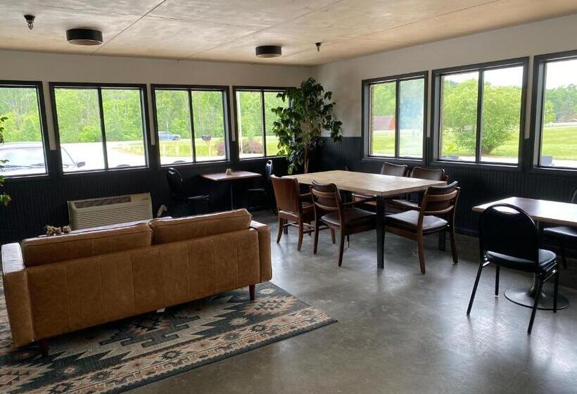 فندق The Hemlock Inn