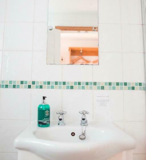 ユースホステル The Talbot Arms