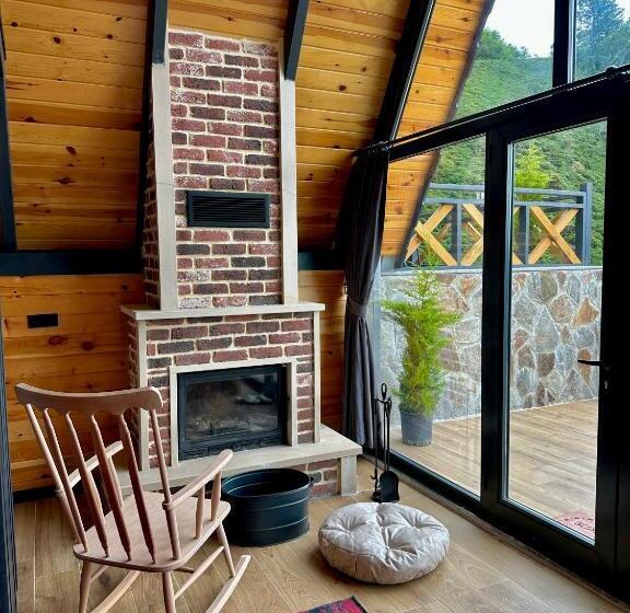 ベッドアンドブレックファースト Varya Tatil Köyü