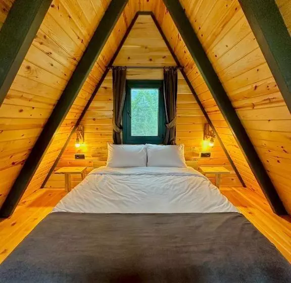 Aamiaismajoitus (B&B) Varya Tatil Köyü