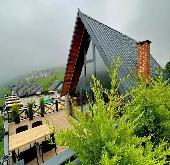 Aamiaismajoitus (B&B) Varya Tatil Köyü