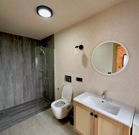 Aamiaismajoitus (B&B) Varya Tatil Köyü