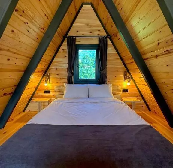 Aamiaismajoitus (B&B) Varya Tatil Köyü