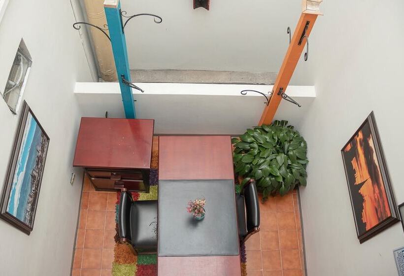 ホテル Ayenda Marana