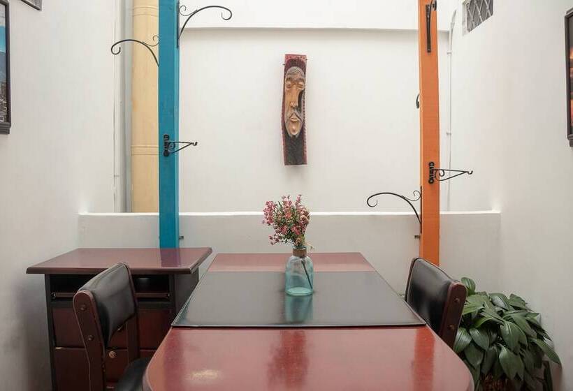 ホテル Ayenda Marana