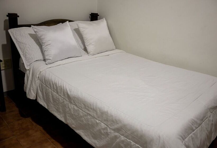 ホテル Ayenda Marana