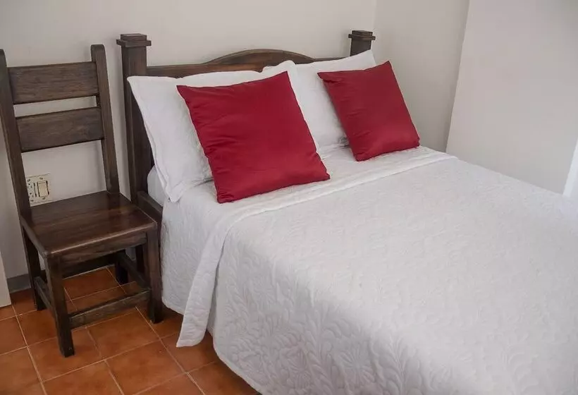 ホテル Ayenda Marana