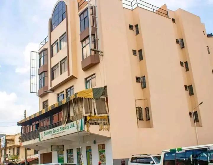 هتل Deckar City B&b