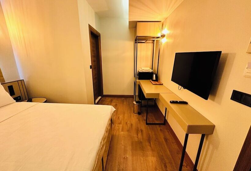 فندق Nice Royal Suite