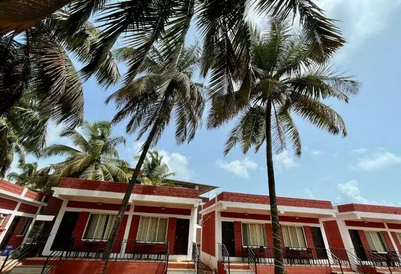 Hotelli Sandcastle Beach Resort